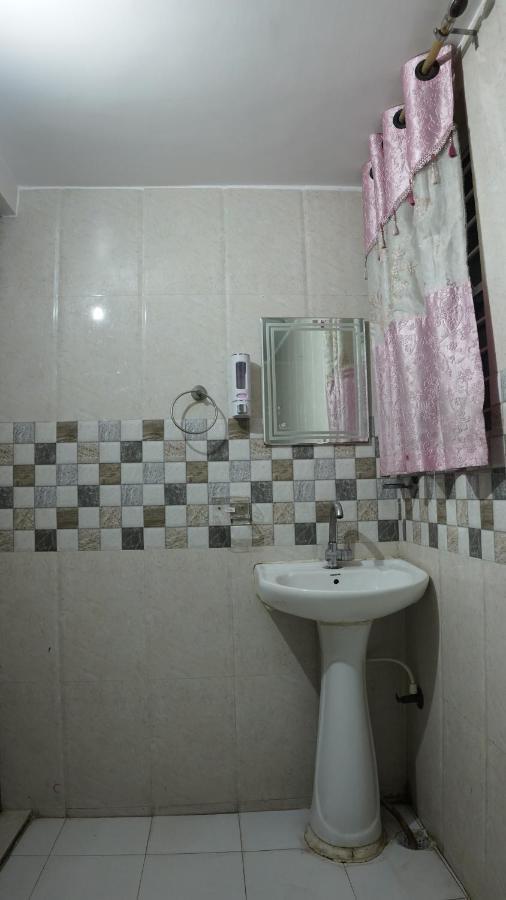 Hotel Janvi Interntaional Inn 穆扎夫法尔普尔 外观 照片