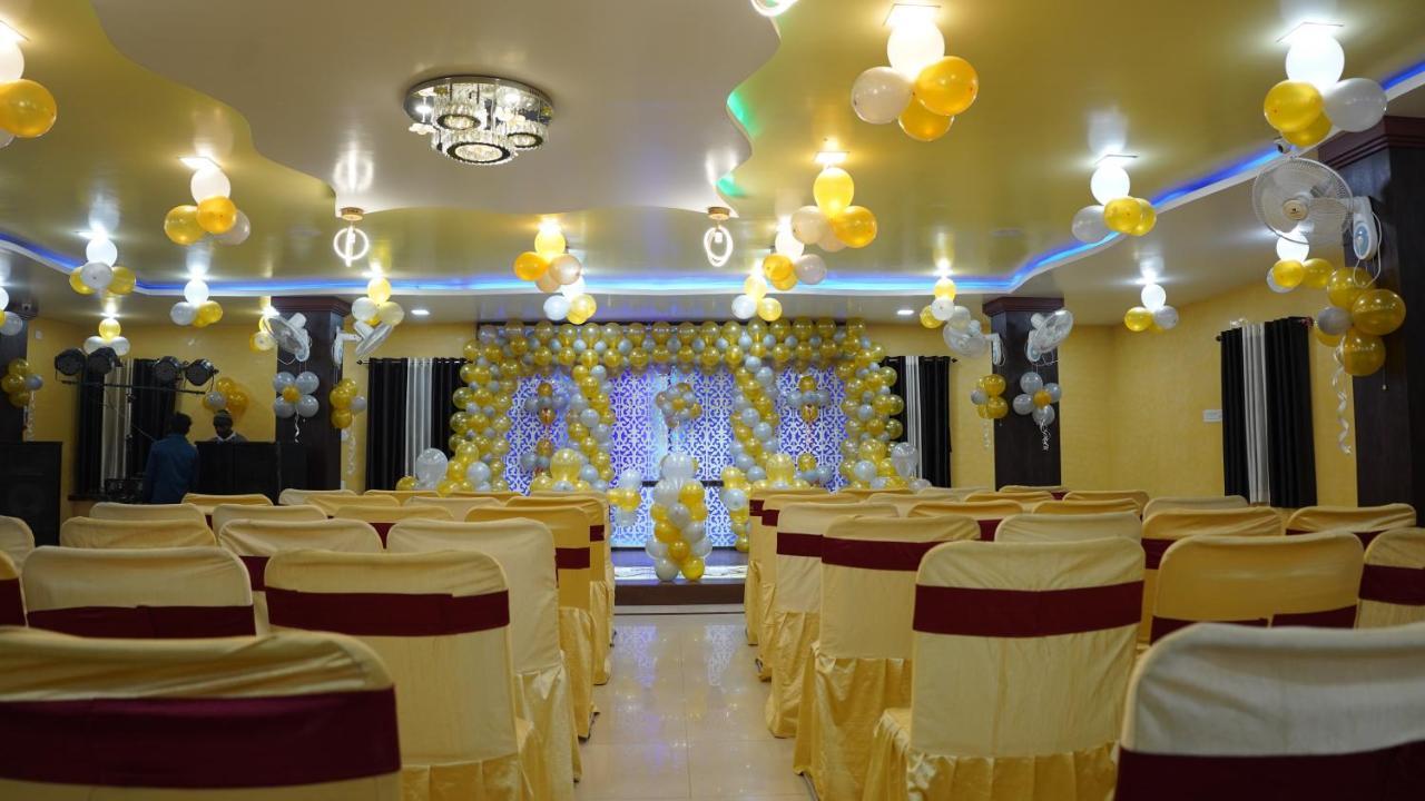 Hotel Janvi Interntaional Inn 穆扎夫法尔普尔 外观 照片